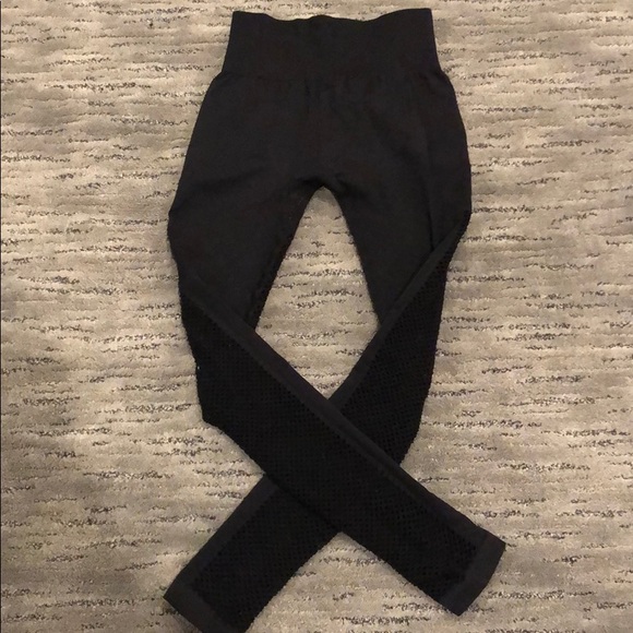 Carbon 38 Black Netted Legging - Picture 1 of 7